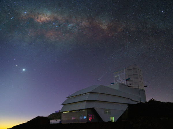 Image of the observatory against a night sky